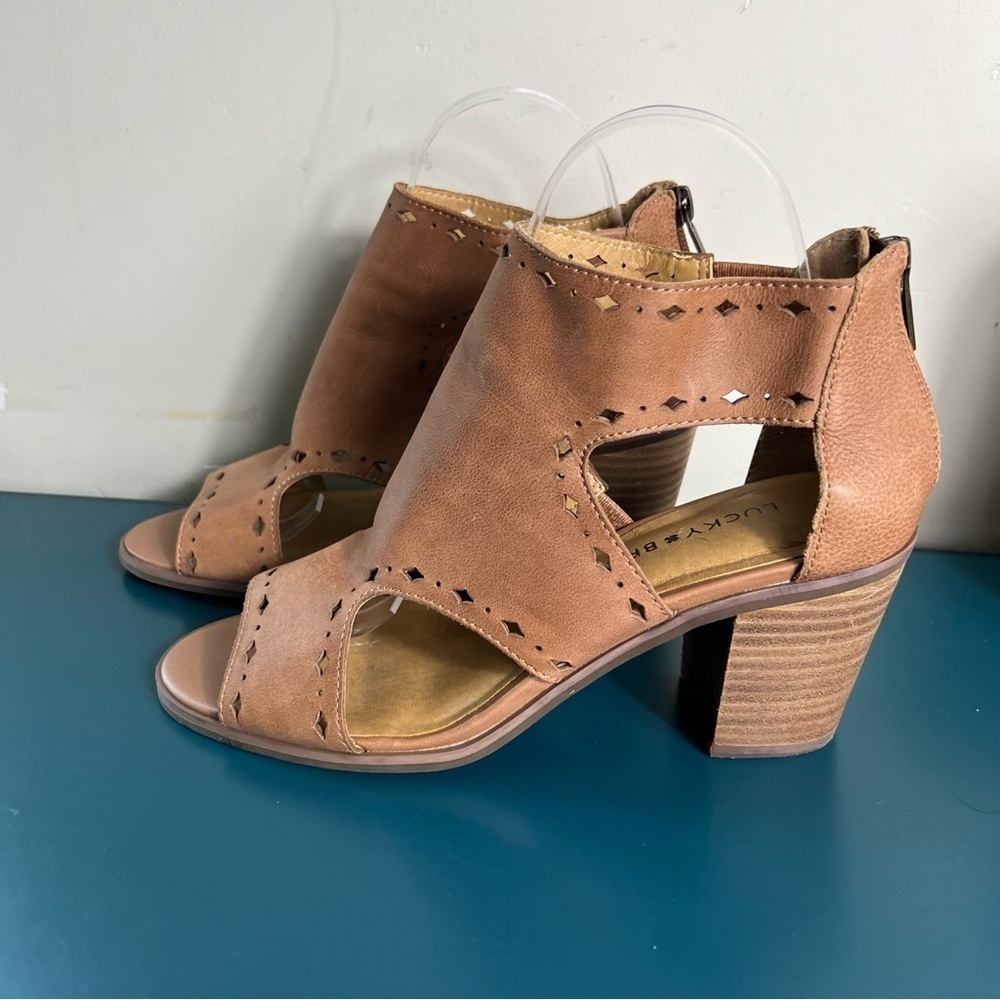 LUCKY BRAND LP-Kikah Open Toe Block Heels Tan Leather Zip Back Sandals US 7.5M